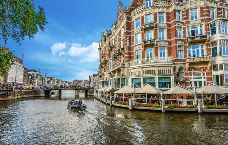 Amsterdam Boat Canal holiday trips