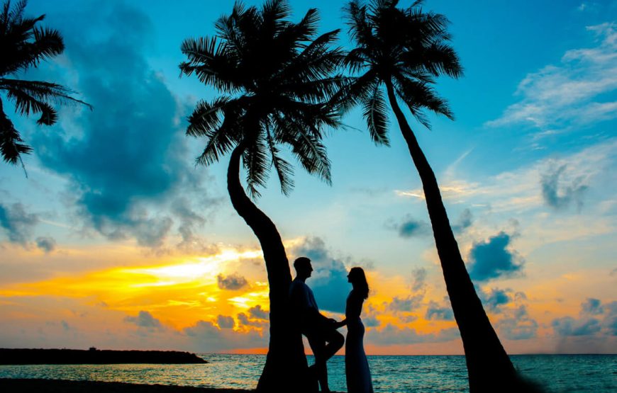 Beach couple kerala