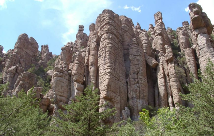 Columns rocks travel pacakges