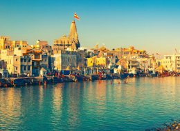 Dwarkadhish Temple featured in Summer Holiday Package