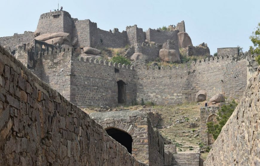 Golconda fort travel packages