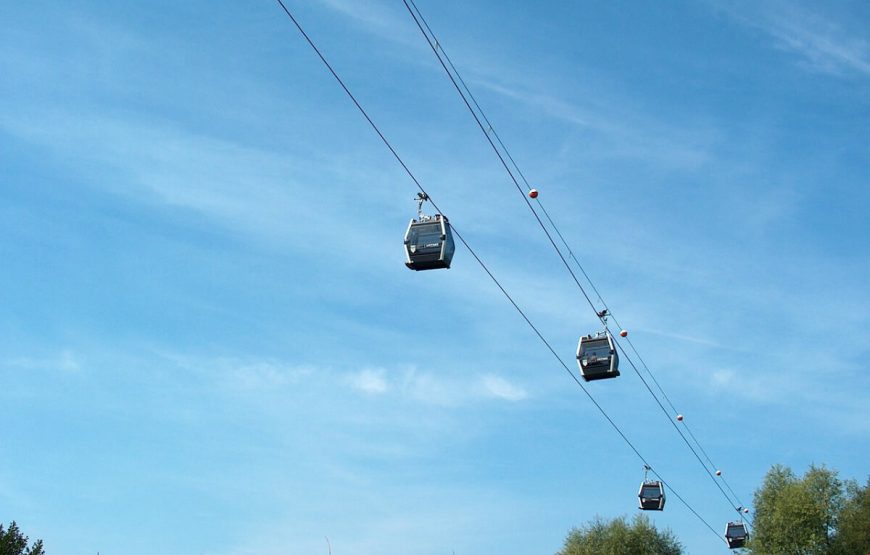 Himalaya rope car