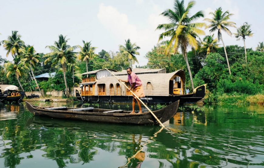 Kumarakom summer holiday packages