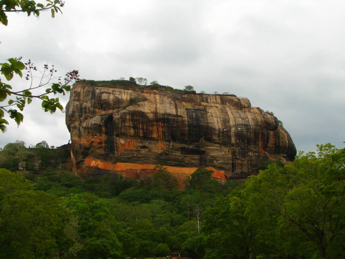 Sigiriya sri lanka holiday package