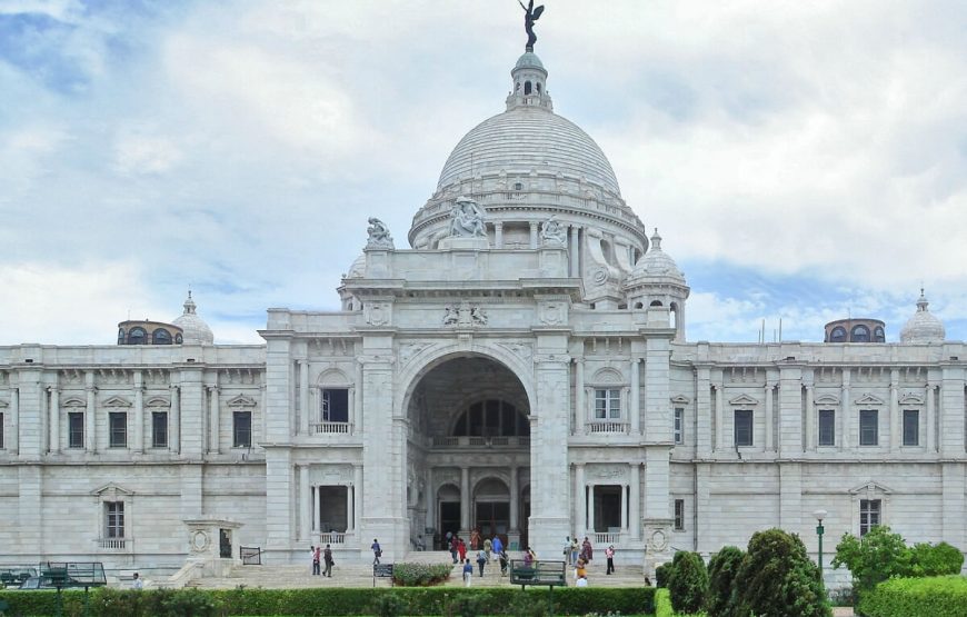 Victoria Memorial Kolkata panorama