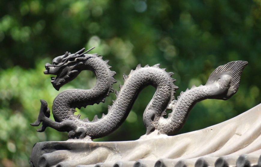 china dragon monument