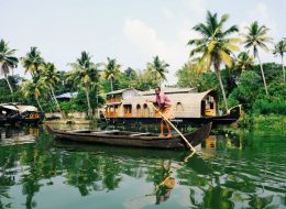 kerala boat house honeymoon package