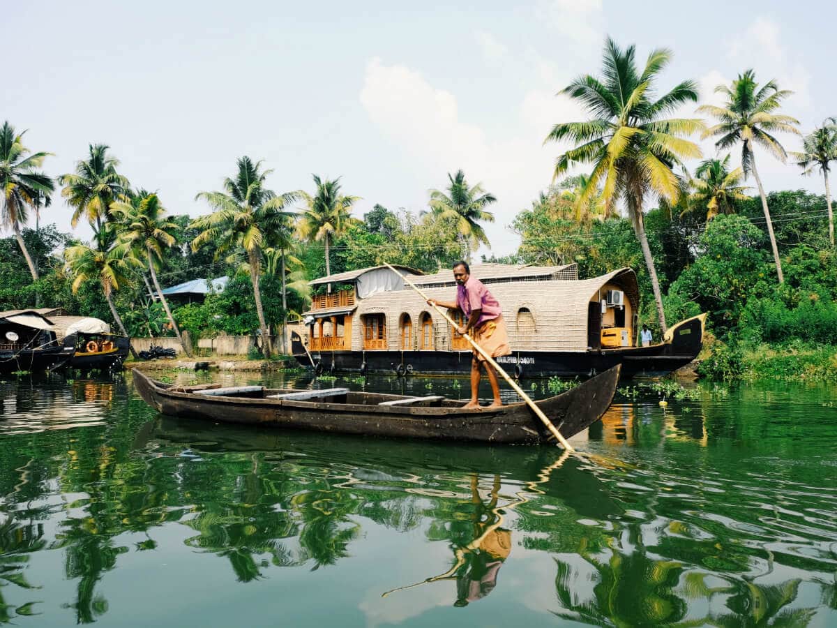 kerala boat house honeymoon package