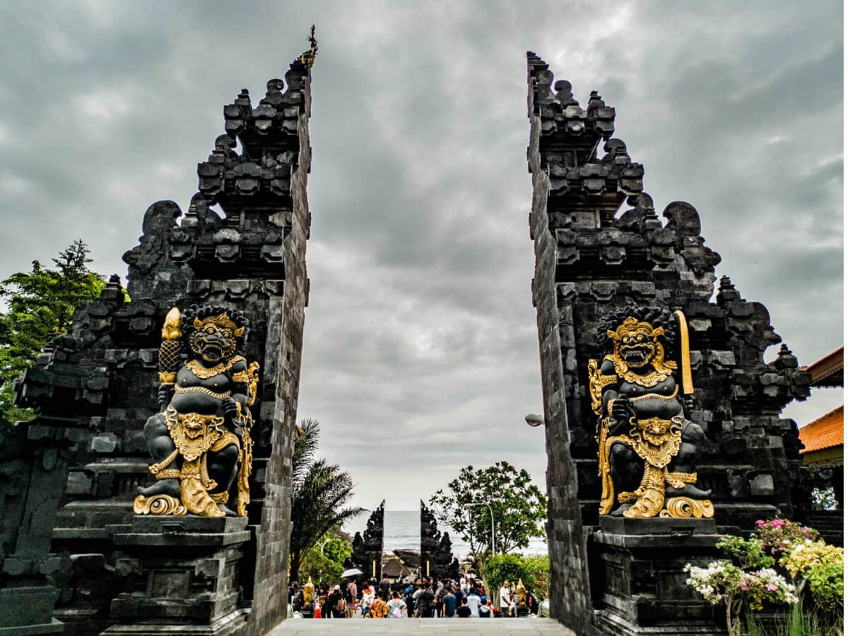 tanah lot bali