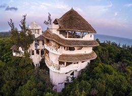 Tree hotel in kenya