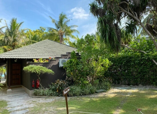 Adaaran Meedhupparu Honeymoon Suite