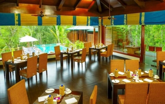 Niraamaya Thekkady Resort Dinning